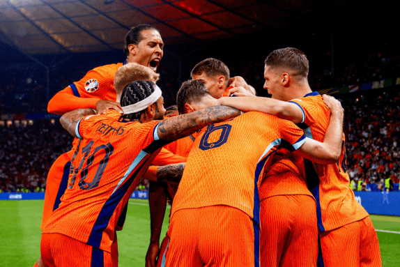 中国冰壶队,喜获一金一,挺进,重庆时时彩彩票,互动竞猜平台,在线娱乐,预测挑战,重庆时时彩彩票APP下载