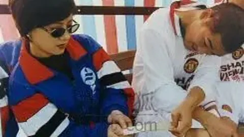 “秋日奇才妙笔生花，丰收佳绩预示未来坦途”